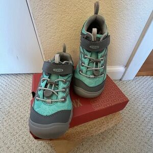 Keen Blue and Gray Sneakers with Durable Rubber Outsole